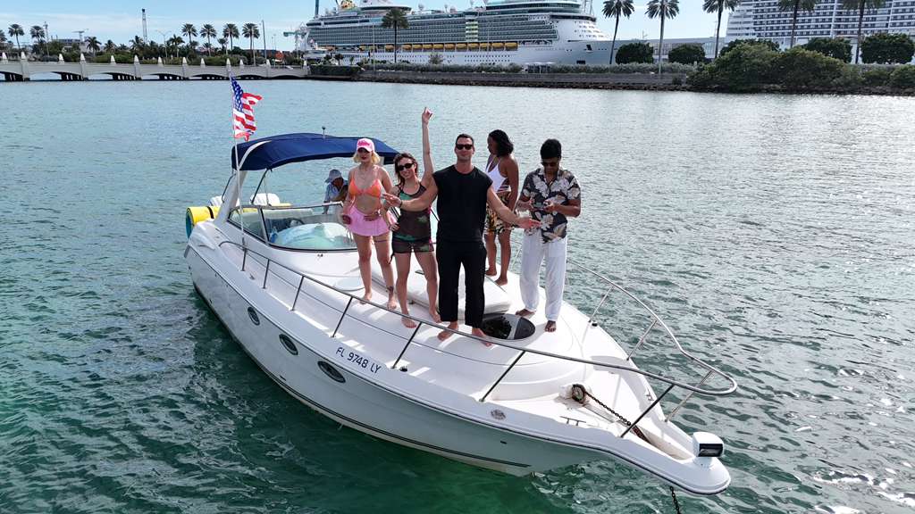 37FT MONTERRY I - Photo 2